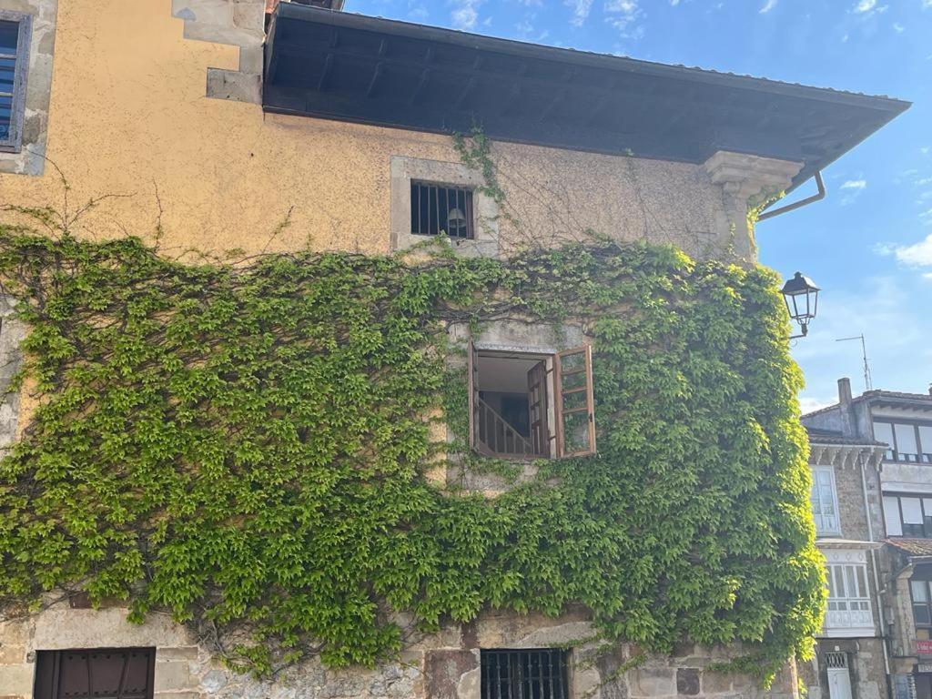 Apartamento Gaudi Comillas Zewnętrze zdjęcie